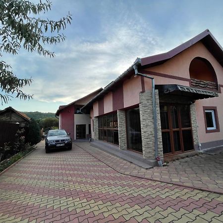 Pensiunea Colt De Rai Corbi Buitenkant foto