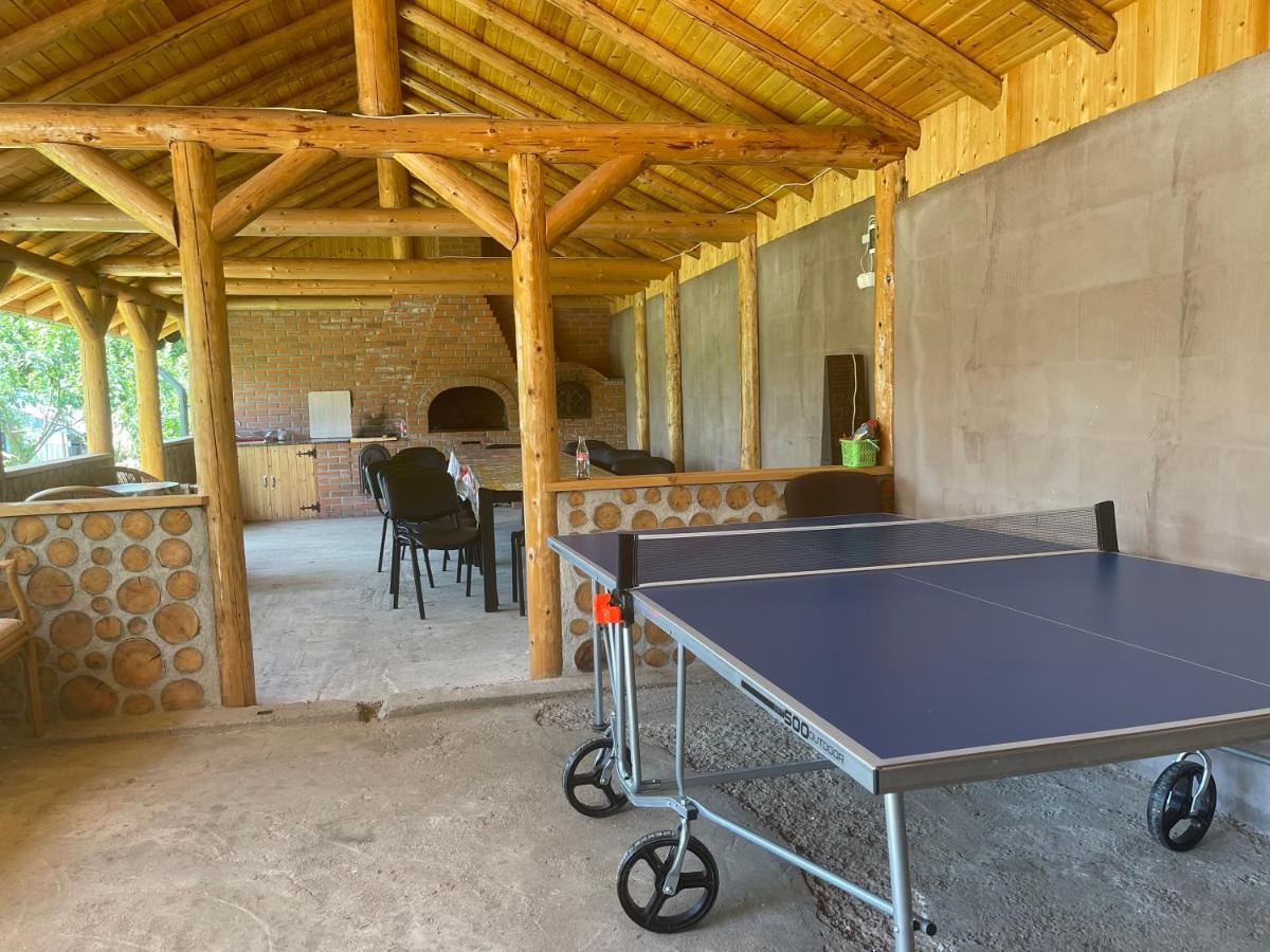 Pensiunea Colt De Rai Corbi Buitenkant foto