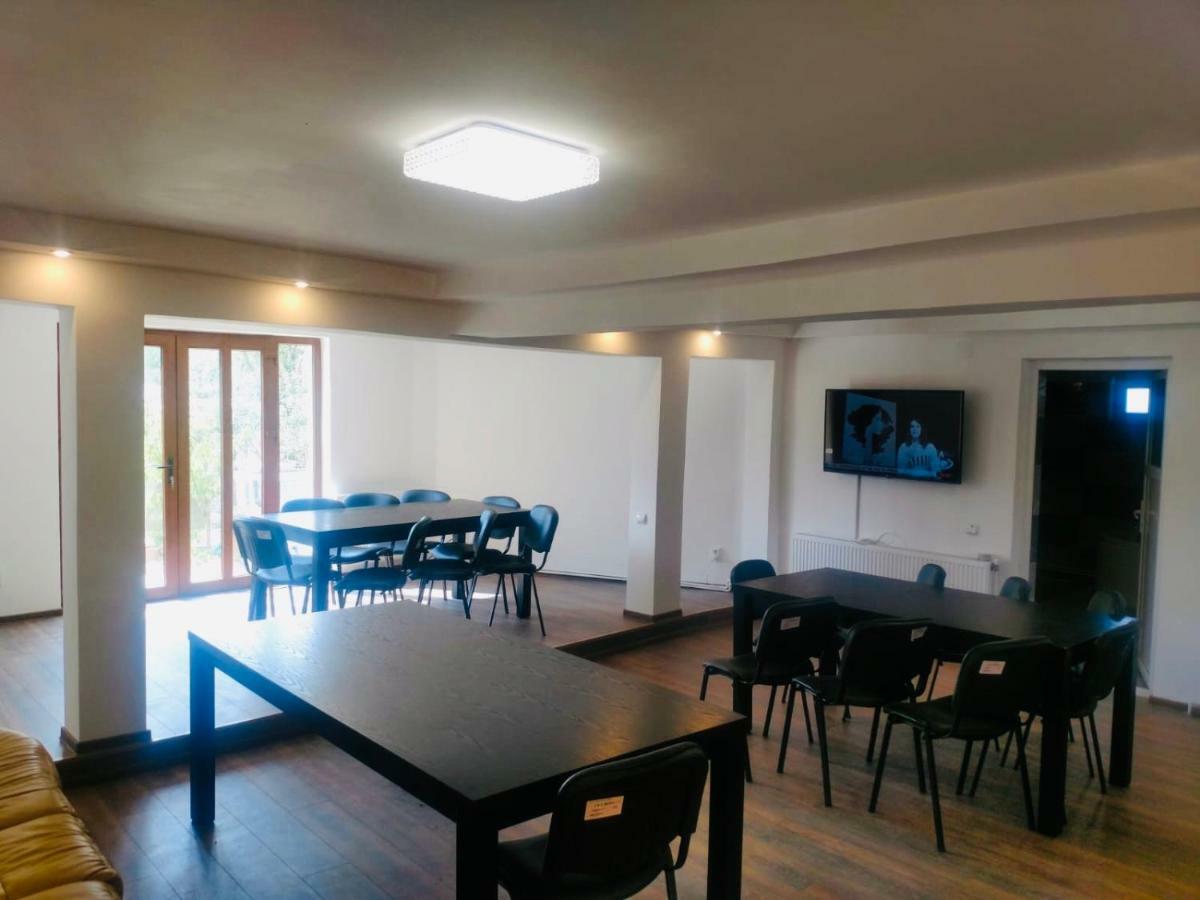 Pensiunea Colt De Rai Corbi Buitenkant foto