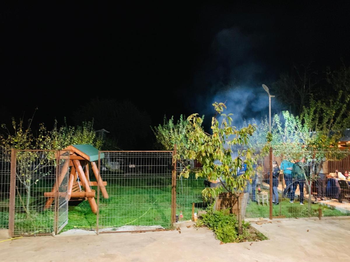 Pensiunea Colt De Rai Corbi Buitenkant foto